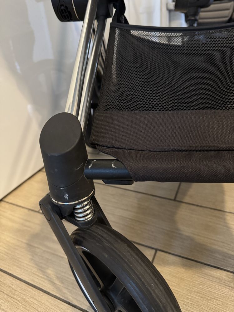 Cybex Priam 2в1 у кольорі Pearl Grey