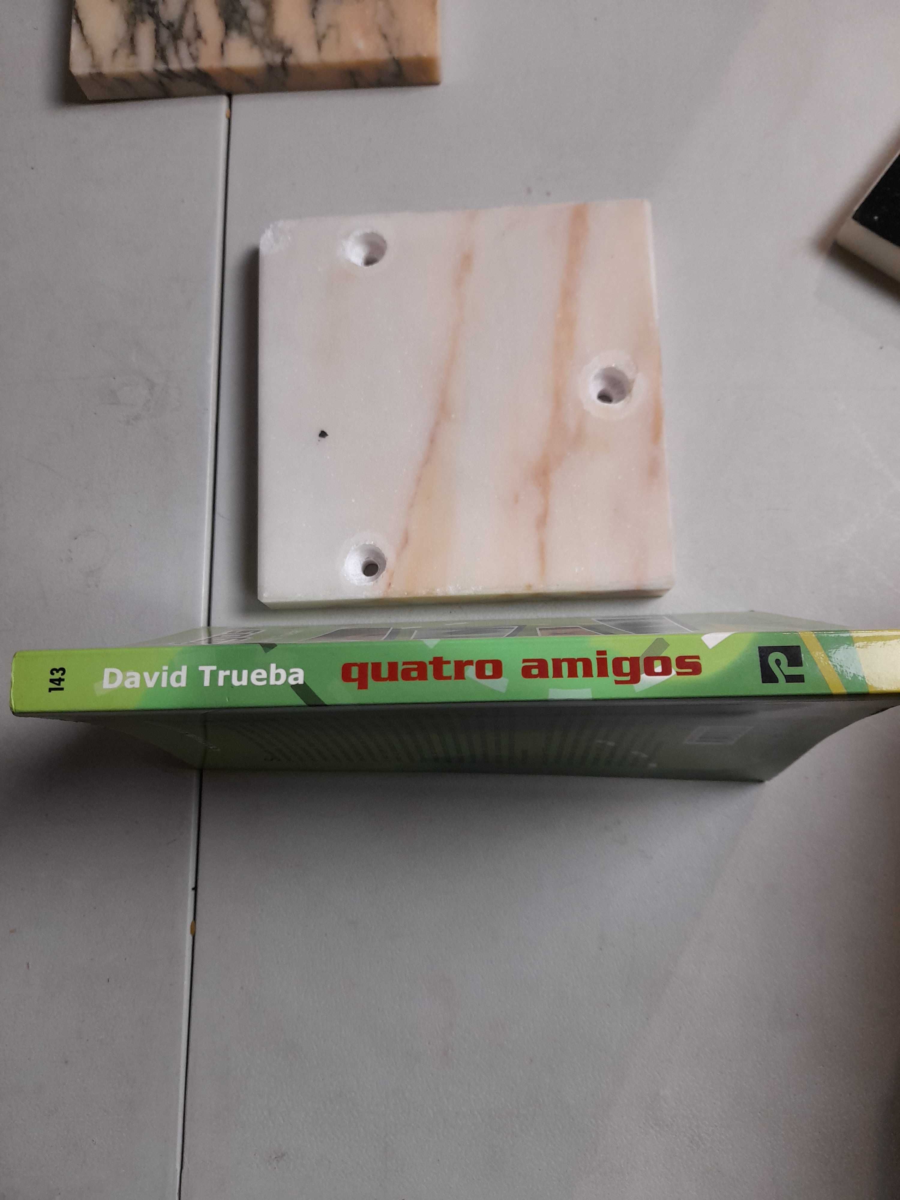 LIVRO Ref-PVI - quatro amigos - David trueba