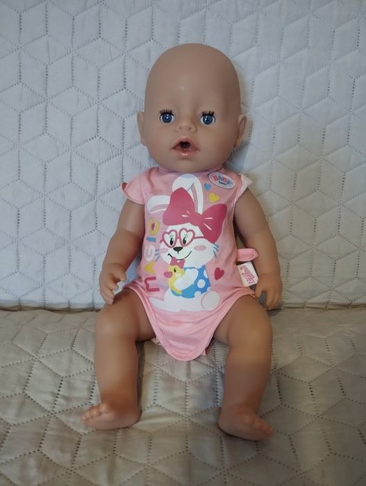 Lalka Baby Born bobas 827956 łóżeczko ubranka pieluszka