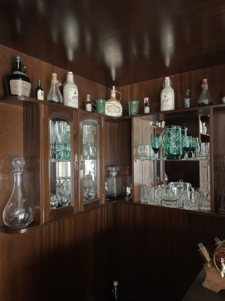 Móvel de sala com bar novo