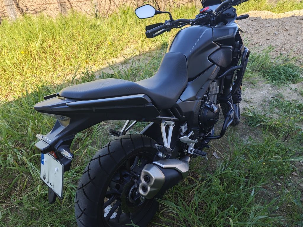 Honda CB500X - Modelo 2022