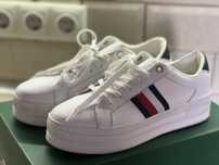 Кросівки tommy hilfiger