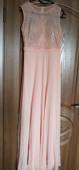 Выпускное нарядное платье