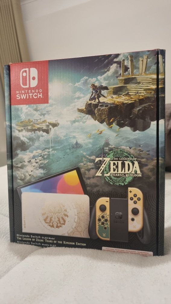 Nintendo Switch OLED The Legend of Zelda Tears of the Kingdom Edition