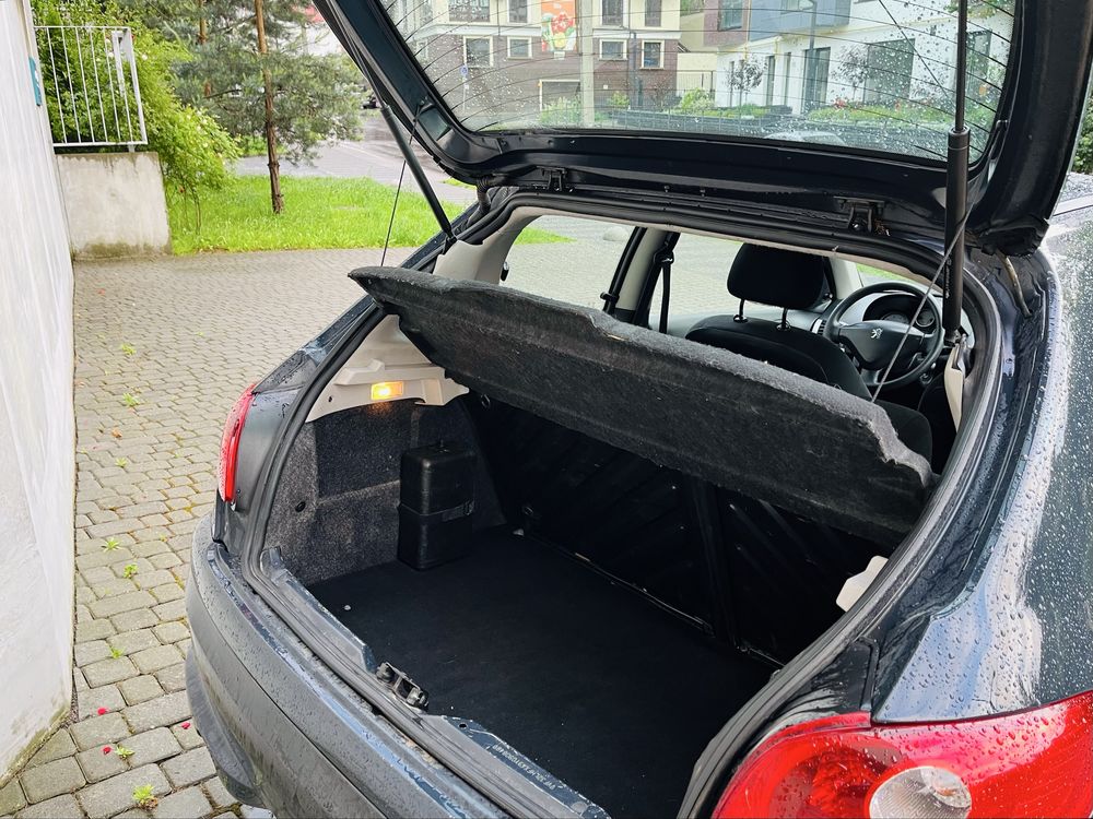 Продаю Peugeot 206+ купе з малим пробігом