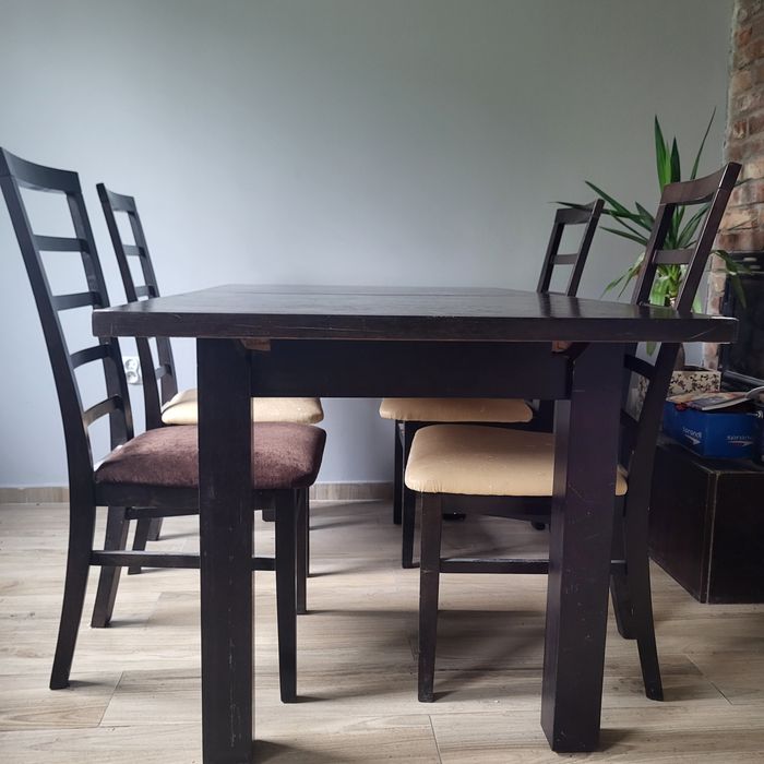 Piękny duży solidny stół wenge