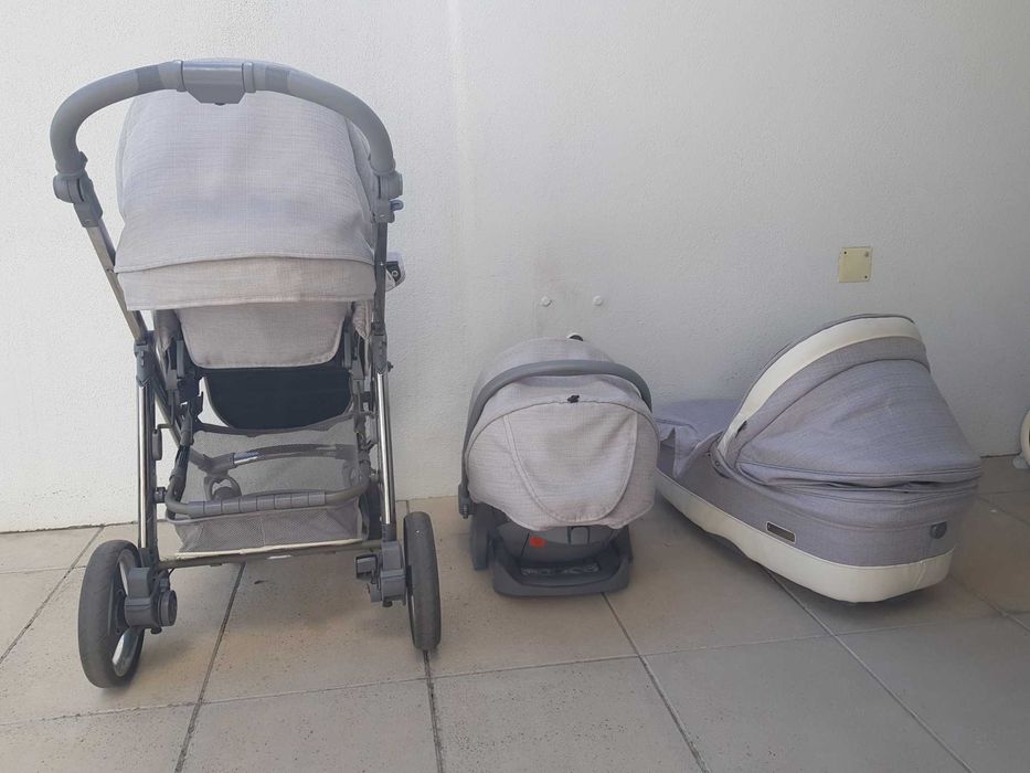 Carrinho Bébécar Ip-OP Trio - Cinzento e branco