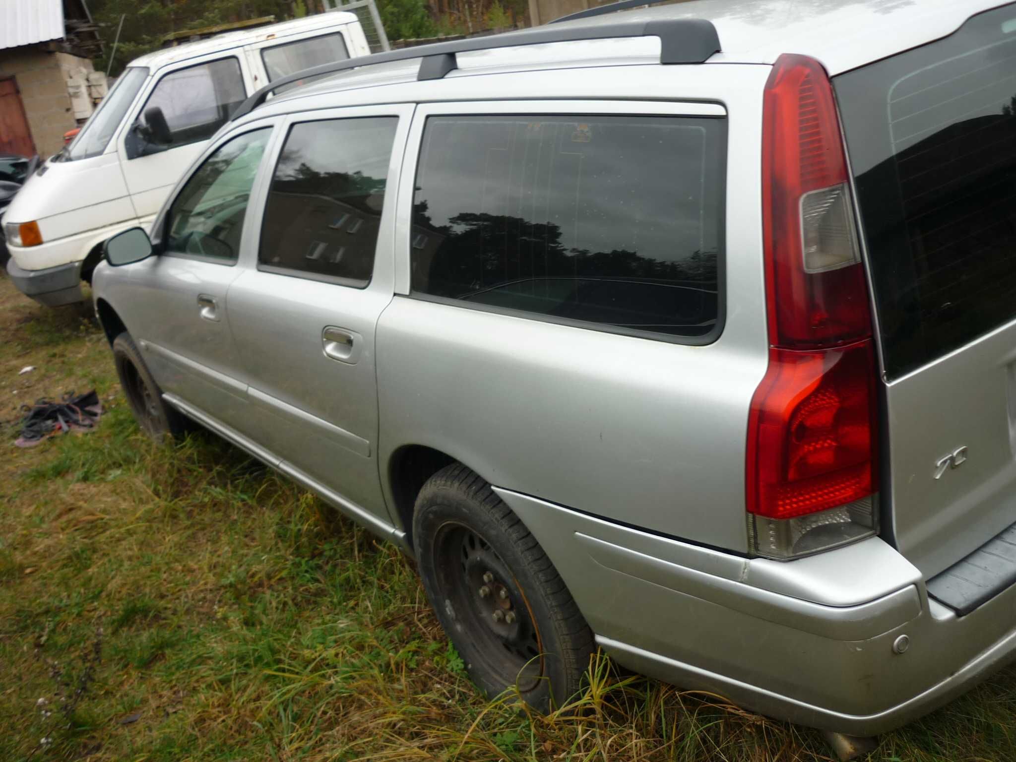 Volvo V70, 2,4d ,2005rok -części