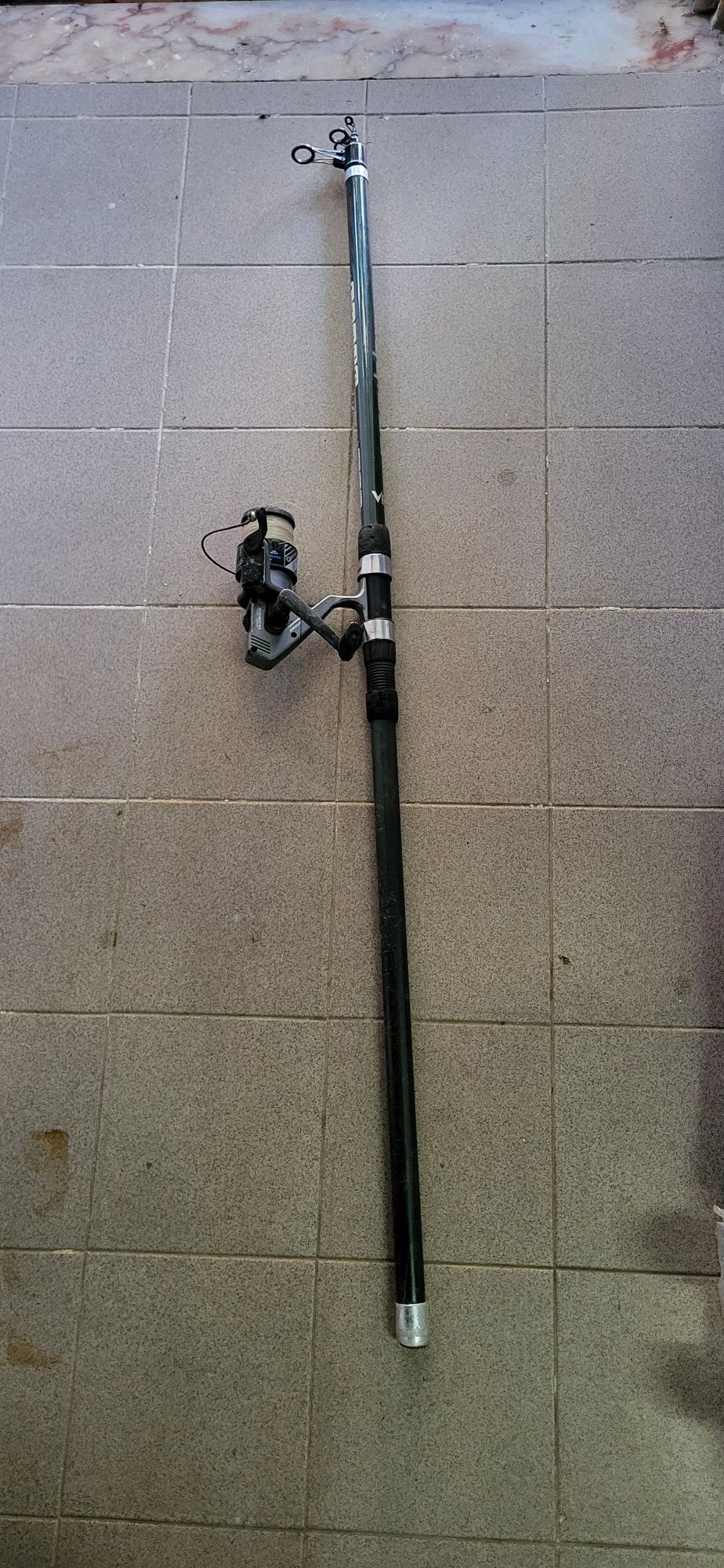 Cana  vega de  pesca ao fundo 4,5m com Carreto