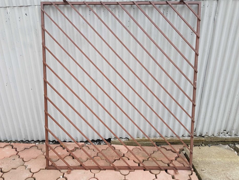 Sprzedam solidne kraty okienne