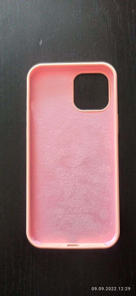 Силиконовый чехол на Apple IPhone 12/12 pro