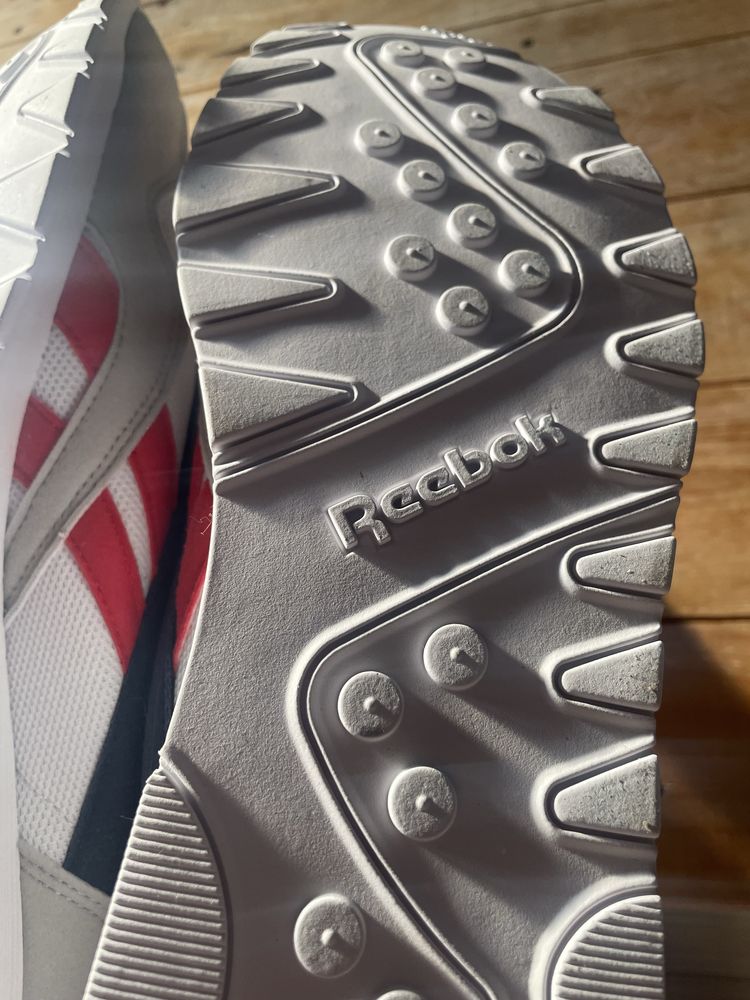 Buty Reebok Classic - rozmiar 44