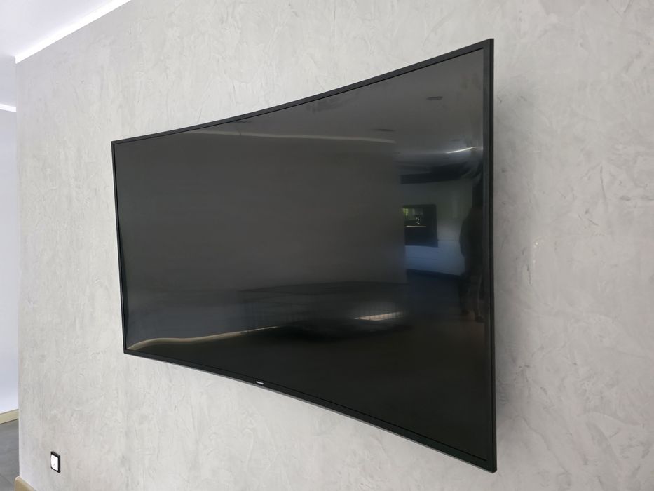 Samsung 65 cali zakrzywiony ekran
