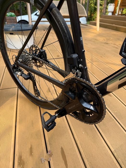 Rower szosowy FELT FR Advanced 105 Di2