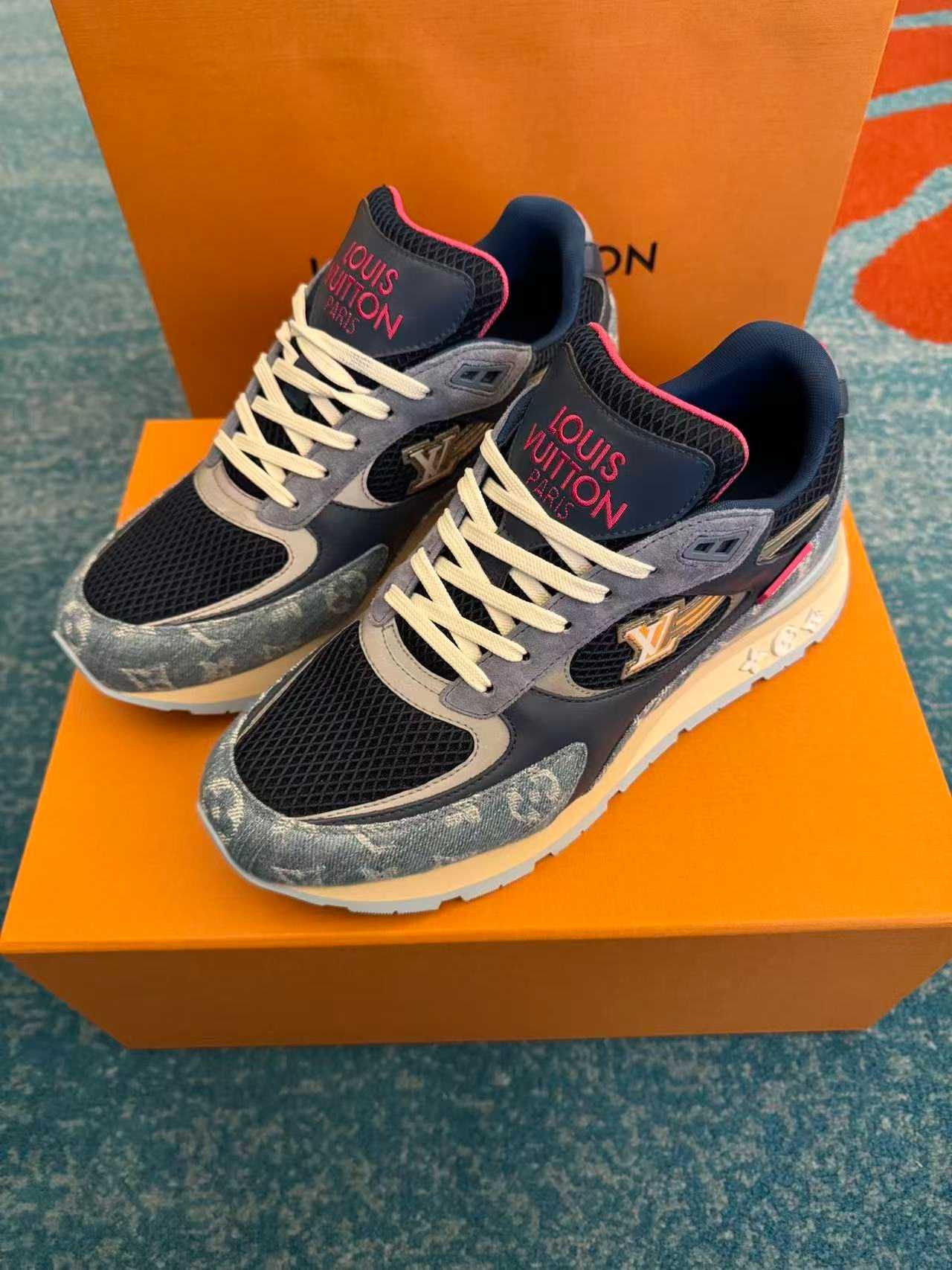 LOUIS VUITTON Run Away sapato casual, cor jeans, tamanho personalizado
