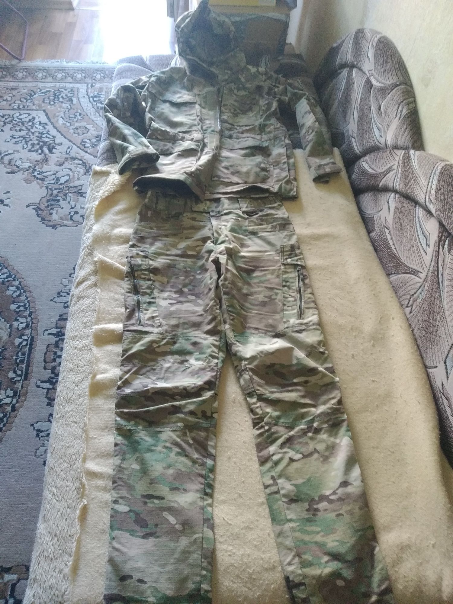 Военная форма ,берцы