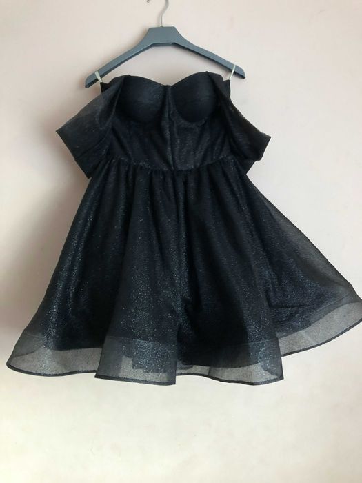 Черное вечернее платье