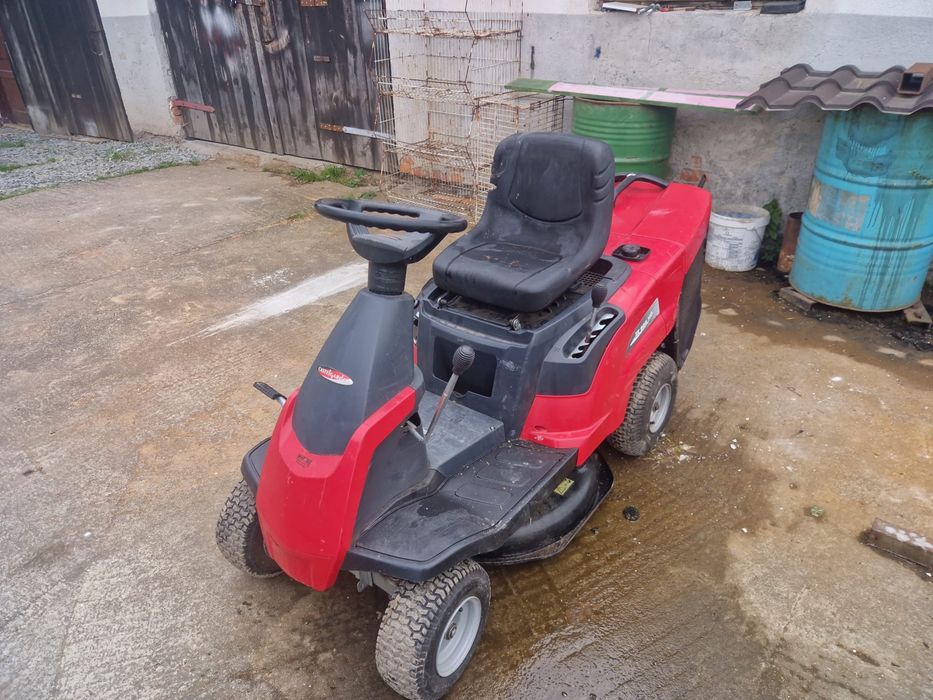 Kosiarka Castelgarden traktorek XE966HD