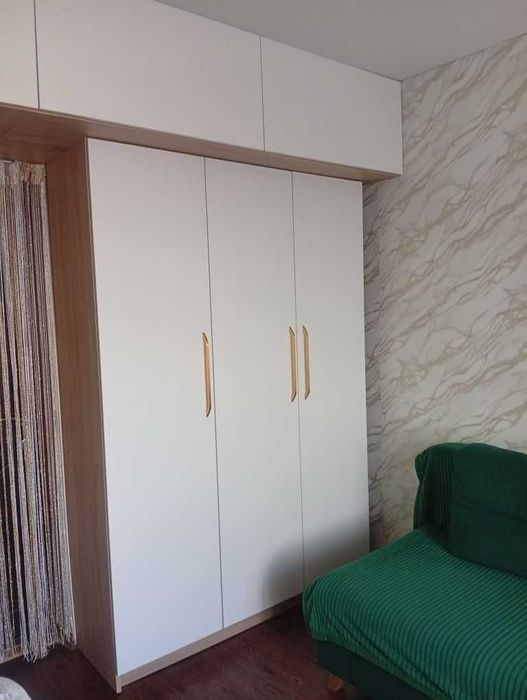 Дуже гарна кімната в гуртожитку на Виставці.