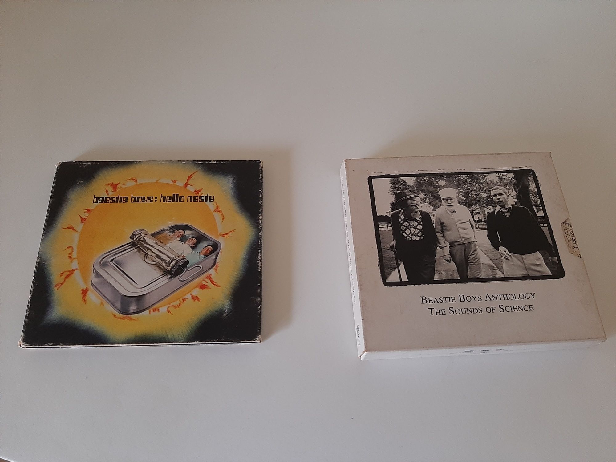 Beastie Boys - vendo 2 cds (Hello Nasty e The Sounds of Science)