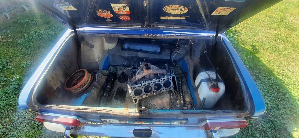 Продам ваз 2103,не находу! Потребує заміни клапана, прогорів.