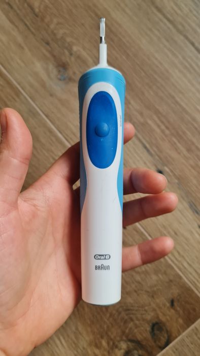 Szczoteczka elektryczna Oral-B Braun