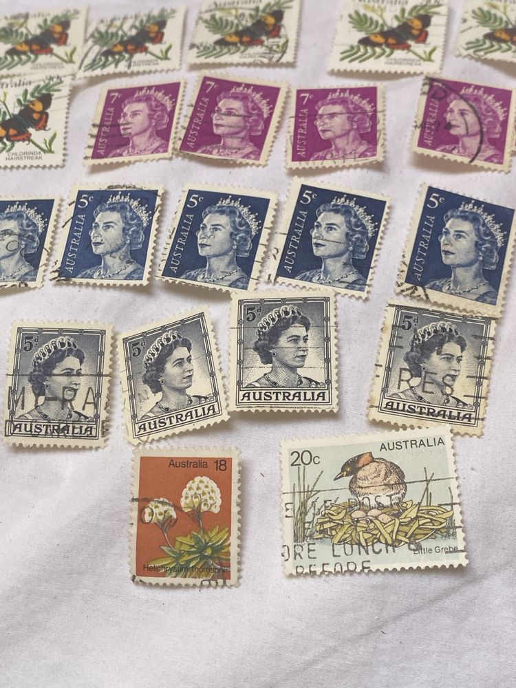 Lote de 101 selos da Austrália, Polónia, Canadá, Países Baixos…