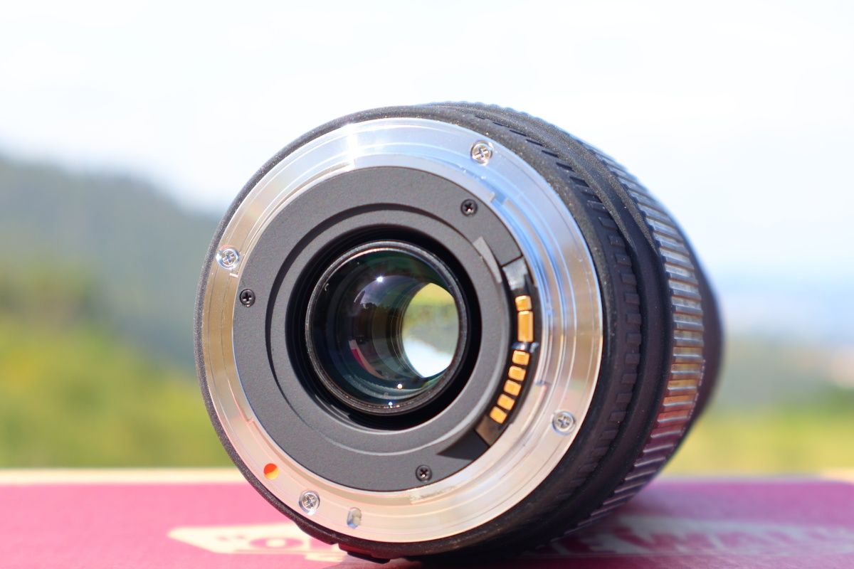 Sigma 70-300 mm F/4-5.6 DG Macro (Canon EF)