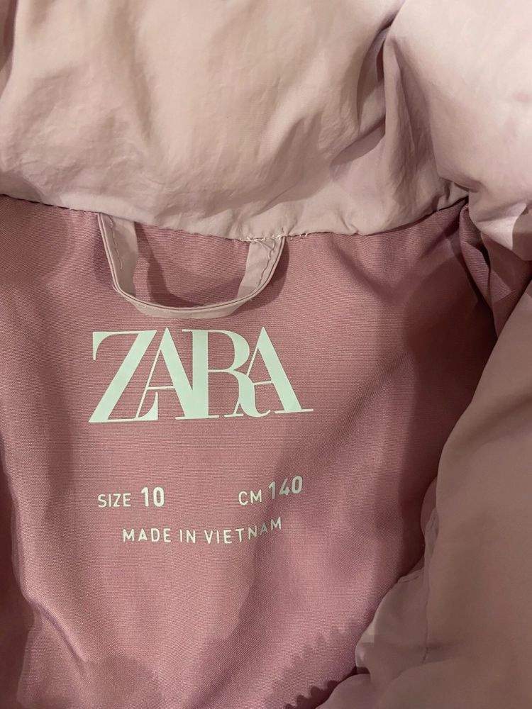 Куртка Zara  140