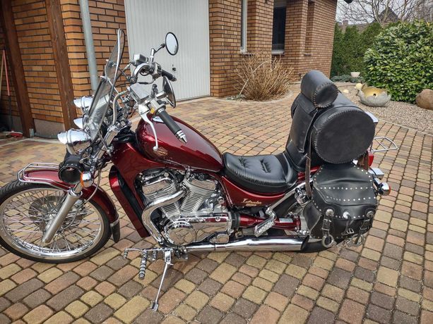 Suzuki Intruder 800