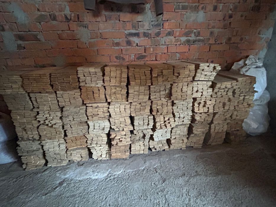 Паркетна дошка ( дерево ясен)