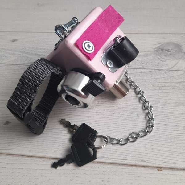 Kostka manipulacyjna edukacyjna sensoryczna Montessori