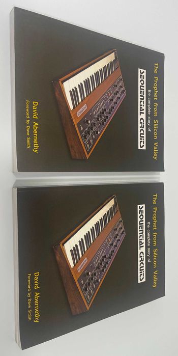 Livros diversos sobre sintetizadores