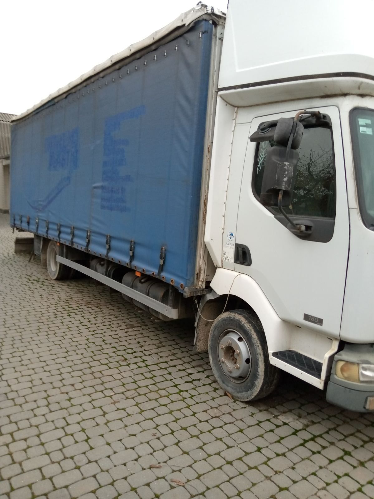 Рено Мідлум 2003р. 180dci. 6.2л.
Тент (штора), всі види завантаження