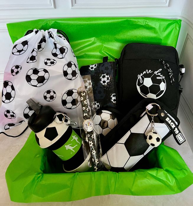 Дитячий подарунок для футболіста набір футбол