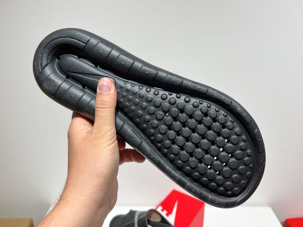 Шлепанцы Nike Victori One Shower Slide CZ5478-001