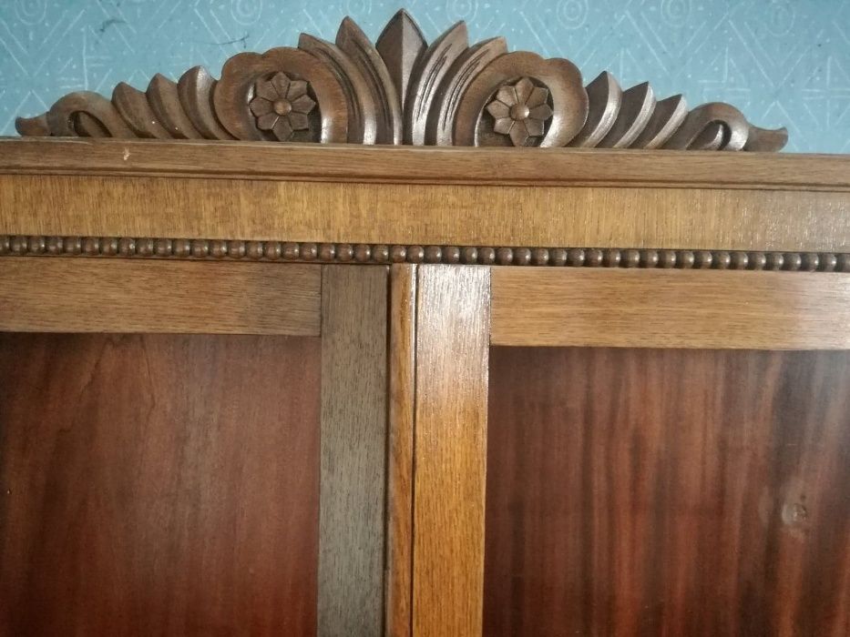 Sprzedam Piękny Kredens