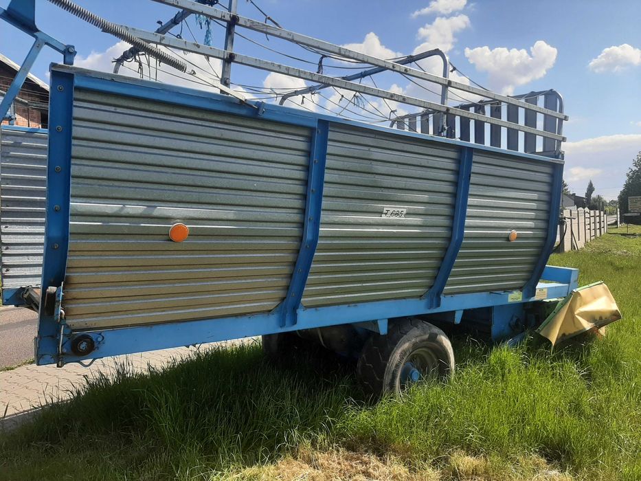 Przyczepa samozbierająca, kosząca