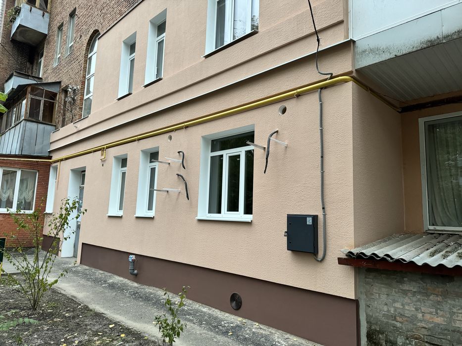 Якісне утеплення фасадів квартир і будинків пінопластом 10см