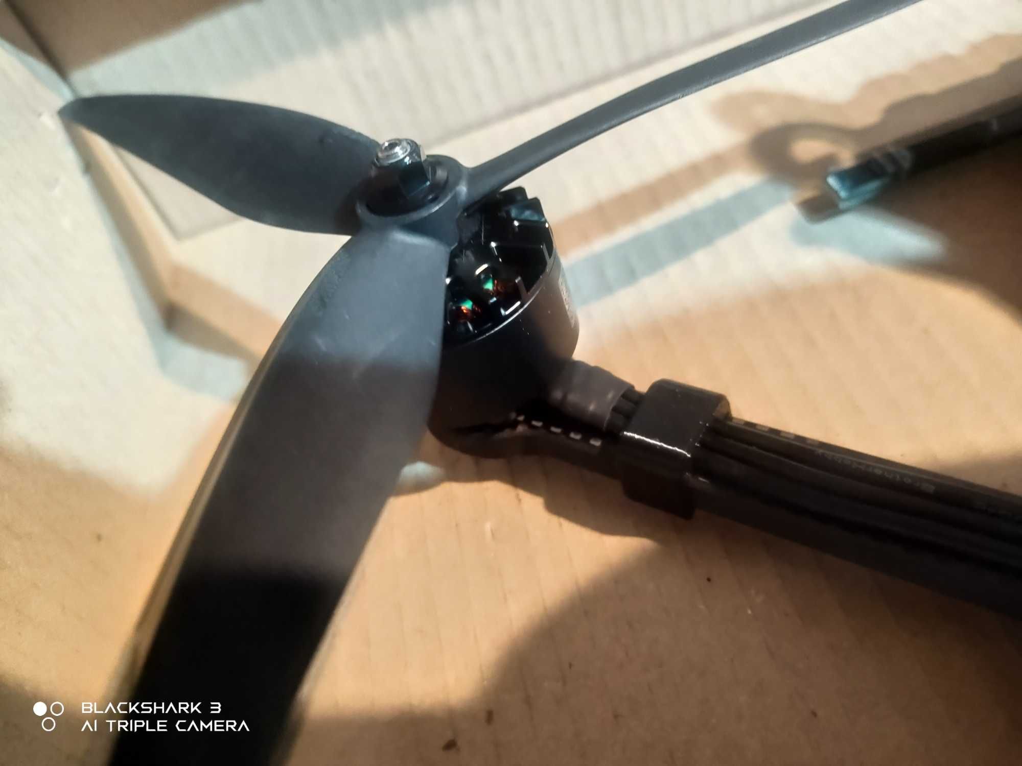 Fpv квадрокоптер 10