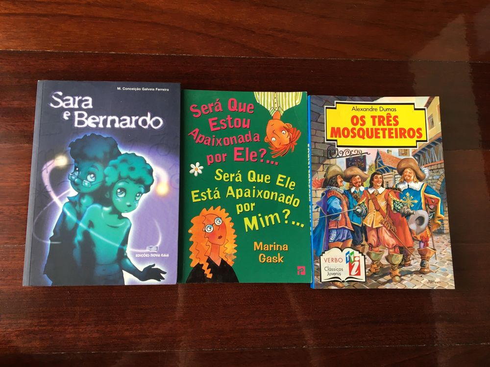 Livros juvenis Sara e Bernardo, Os Três Mosqueteiros, Clube das Amigas
