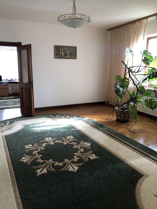 Продаж будинку в Станишівці