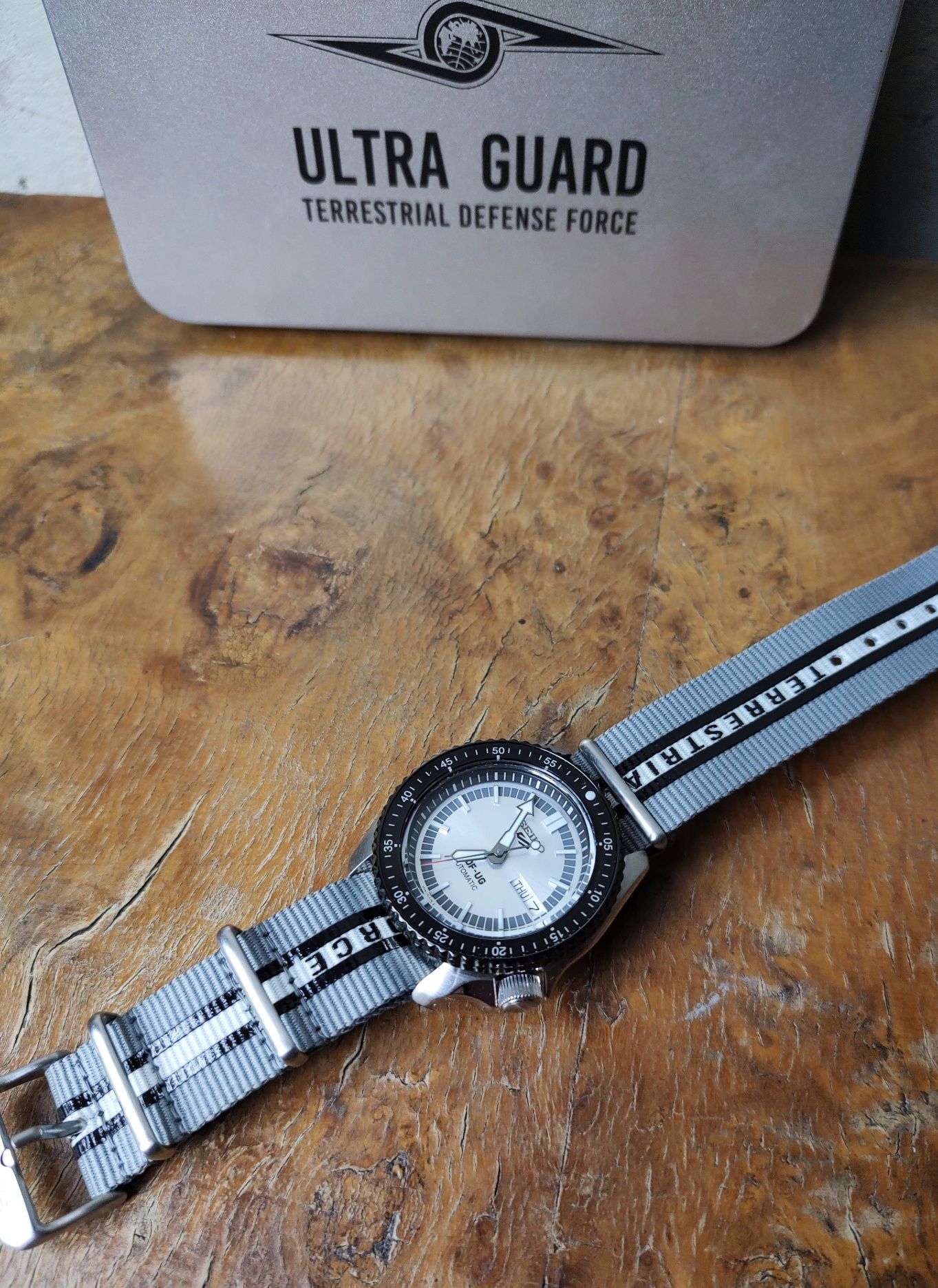 SEIKO zegarek Ultraseven Limited Edition SRPJ79K1