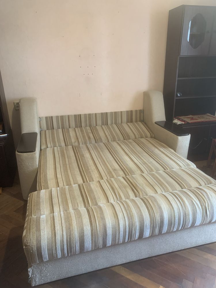 Диван (спальне місце 150х200)