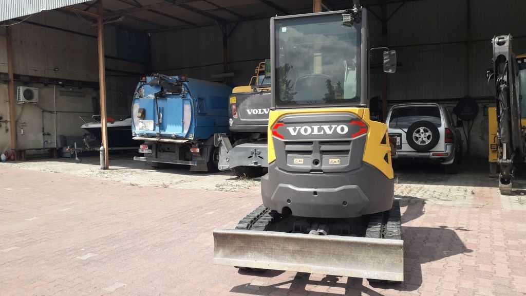 Mini koparka  VOLVO ECR 25D
