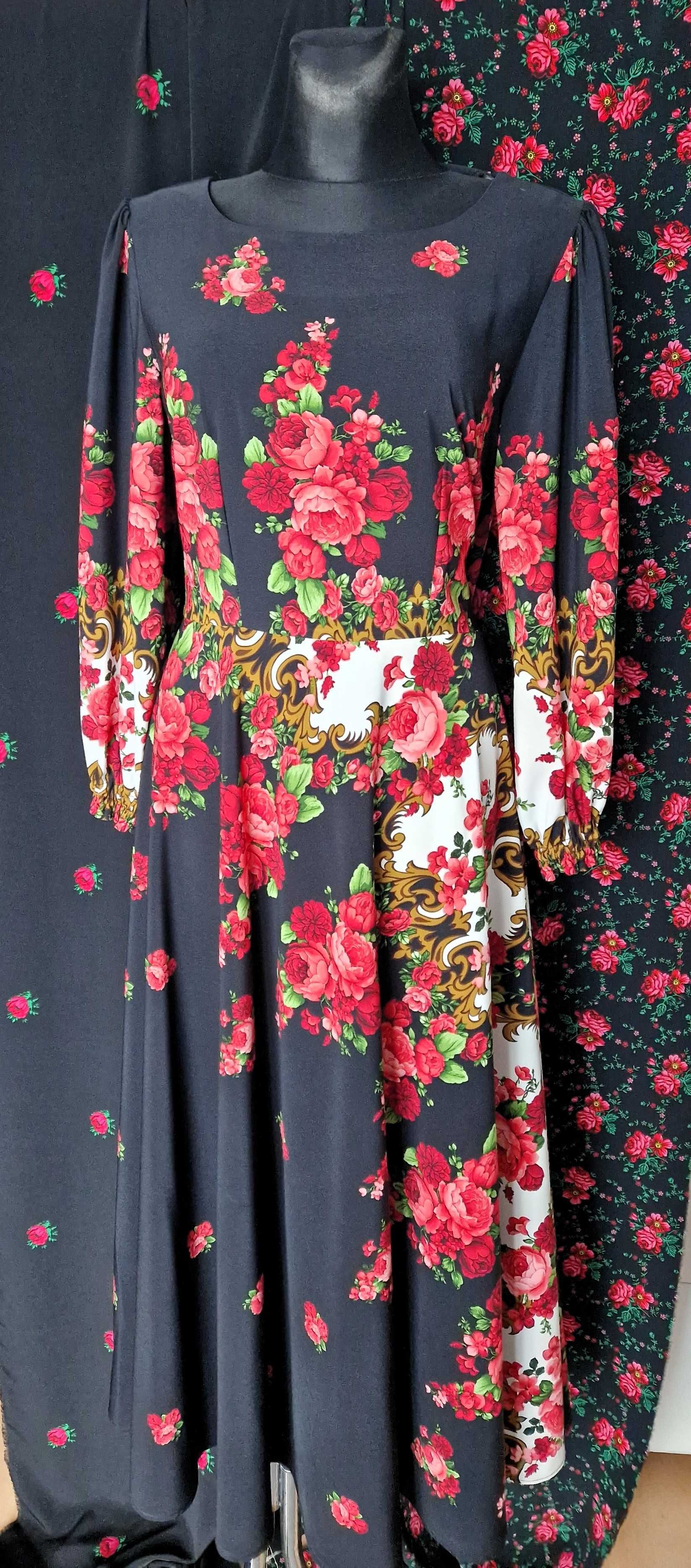 Długa Sukienka góralska handmade z kwiatami - Czarna