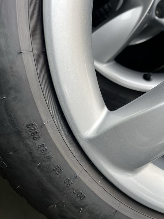 Koła Zimowe Audi Q3 Q5 Tiguan Jak Nowe Pirelli 215/65/17