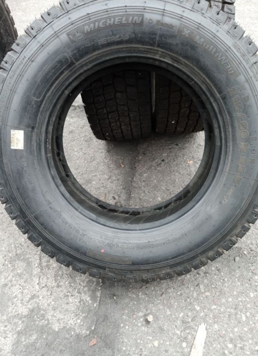 Opony ciężarowe napędowe 315/60R22.5 Michelin Remix 152/148L m+s nowe