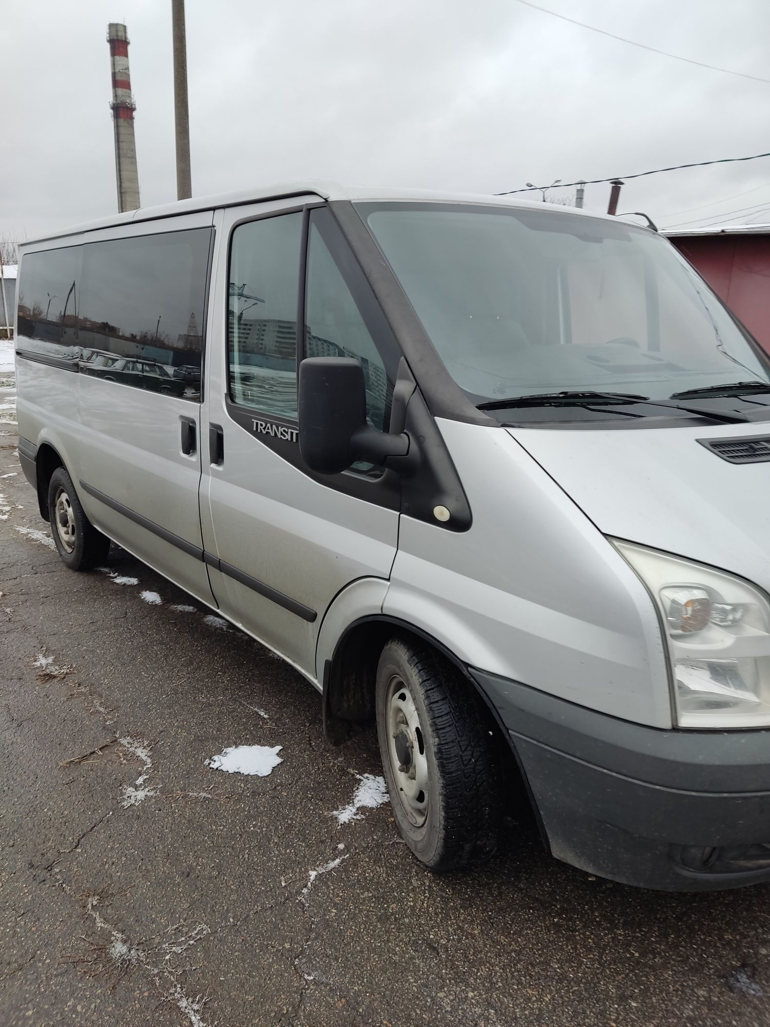 Ford transit пассажирские 8+1