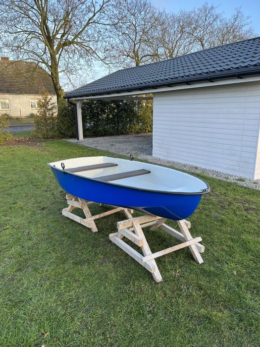 250x120 łódeczka łódka lodka łódź lodz wiosłowa  Wędkarska